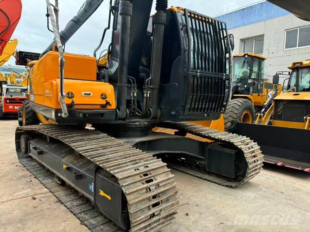 Hyundai R220LC-9S Малые экскаваторы 7т-12т