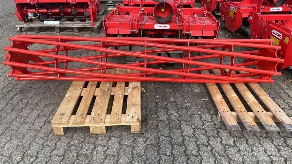 Kuhn Maxirohrwalze Прицепные виброкатки