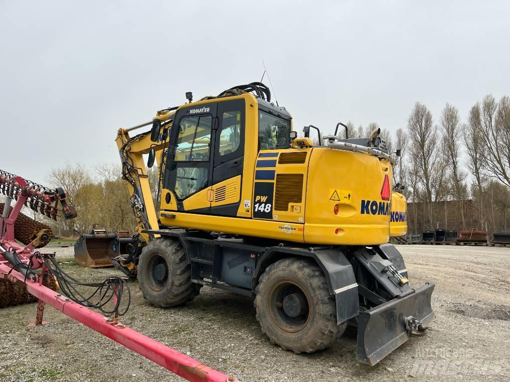 Komatsu PC 290 / PW148 Колёсные экскаваторы