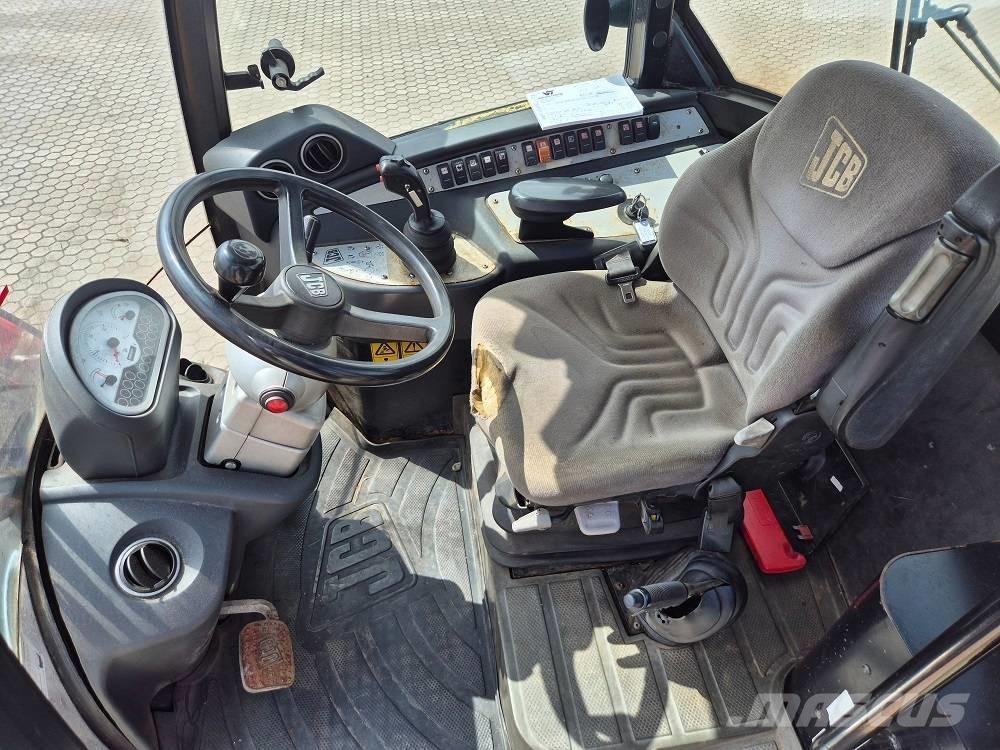 JCB 409 Фронтальные погрузчики
