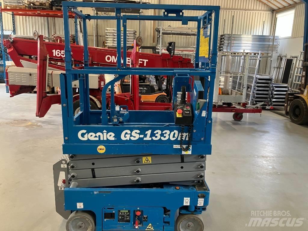 Genie GS 1330 Ножничные подъемники