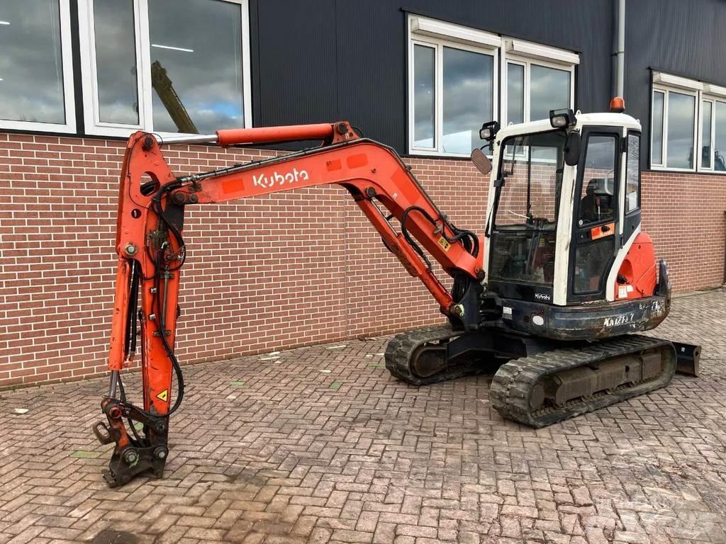 Kubota KX121-3 Мини-экскаваторы
