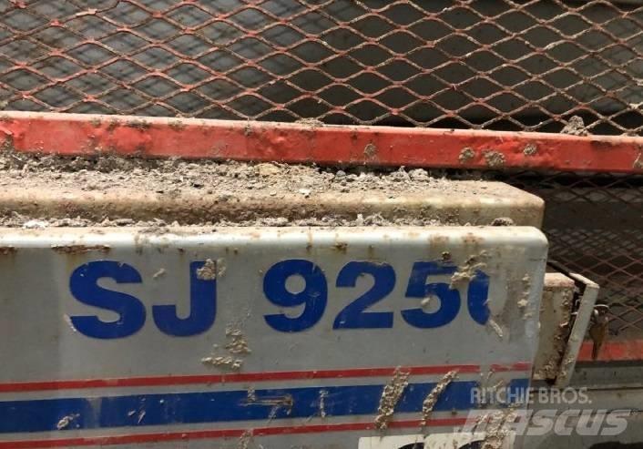 SkyJack SJ 9250 Ножничные подъемники