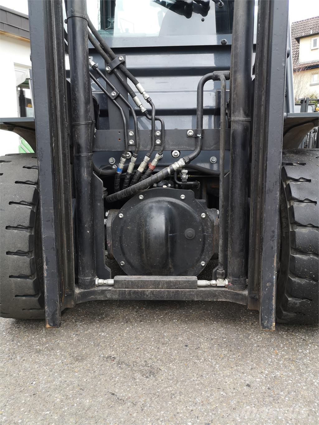 Toyota 02-8FDF30 Дизельные погрузчики