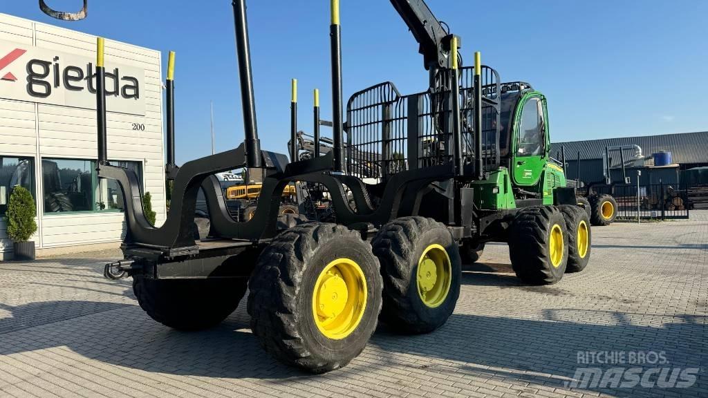 John Deere 1210 E Форвардеры