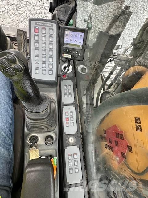 Liebherr A 916 Колёсные экскаваторы