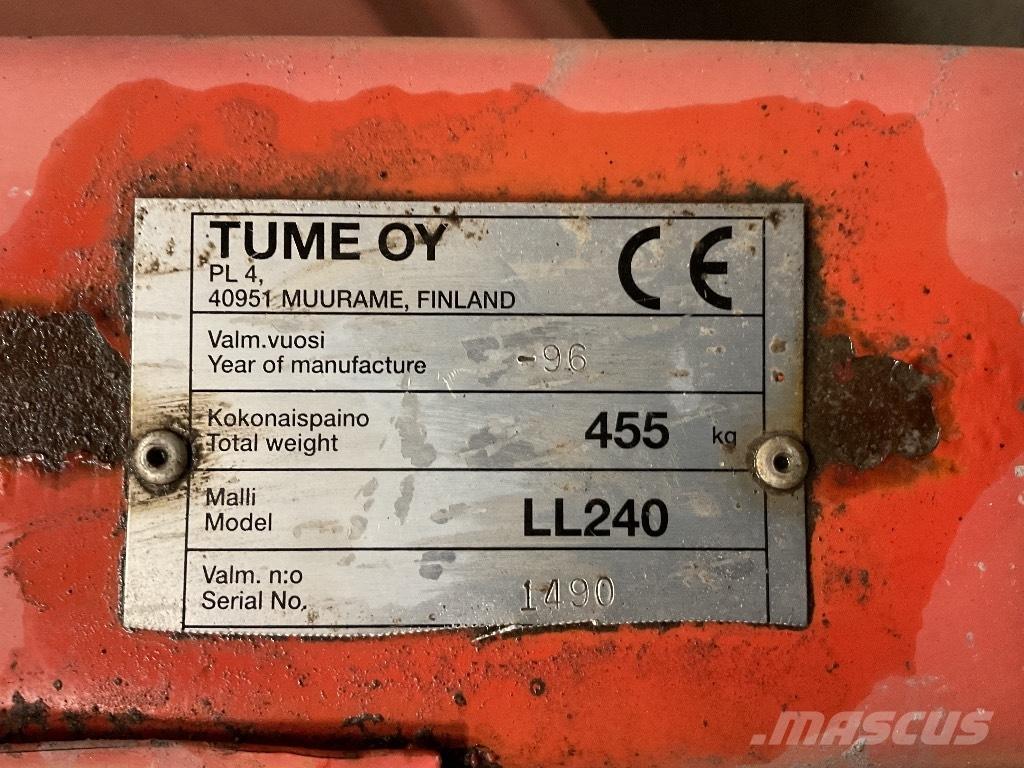 Esko 240 Снегоуборщики