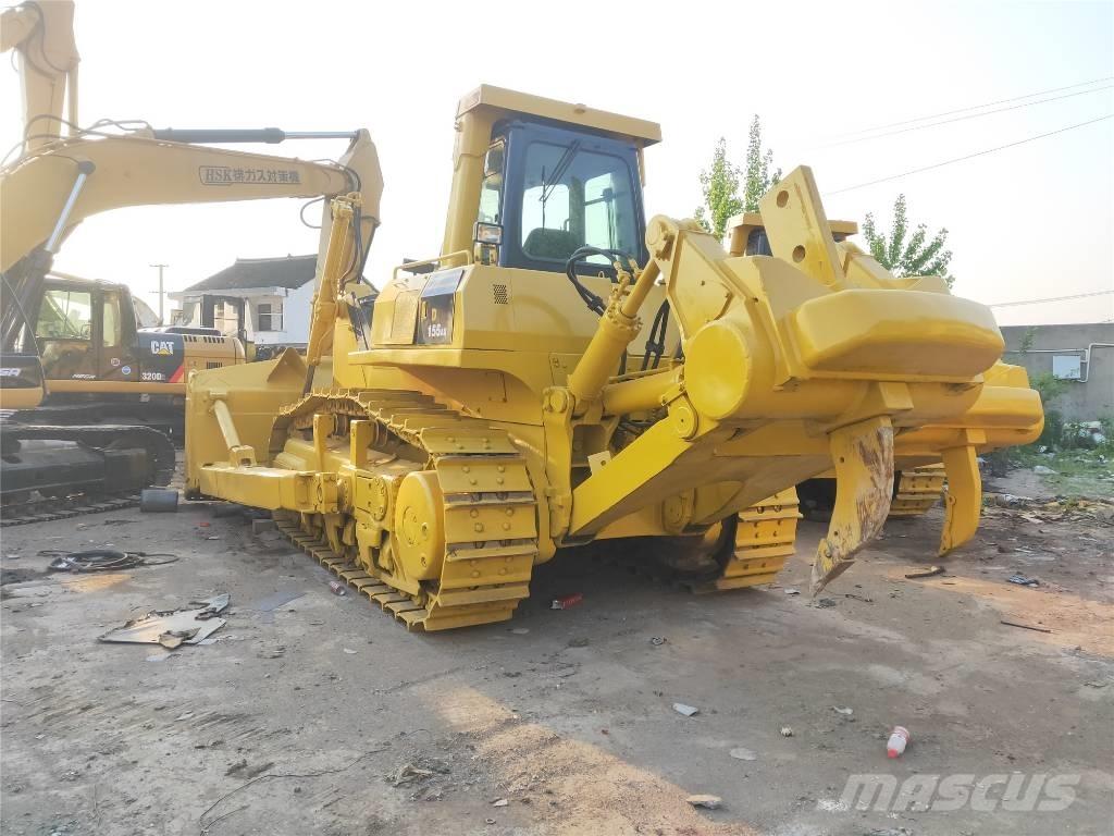 Komatsu D155AX-5 Гусеничные бульдозеры
