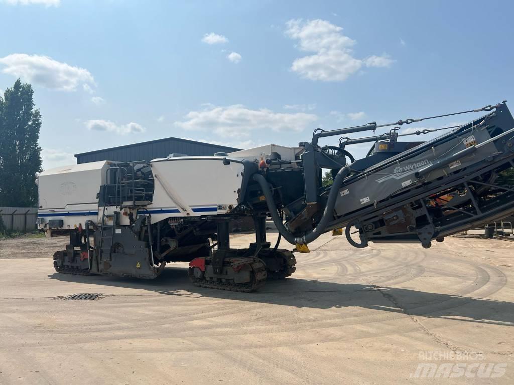 Wirtgen W 220 Дорожные фрезы