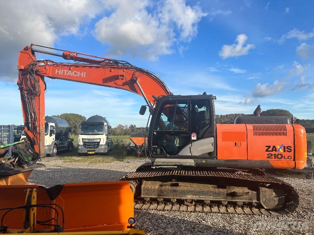 Hitachi ZX 210 Гусеничные экскаваторы