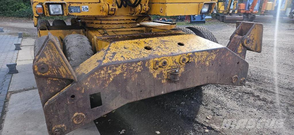 Liebherr A902 Колёсные экскаваторы