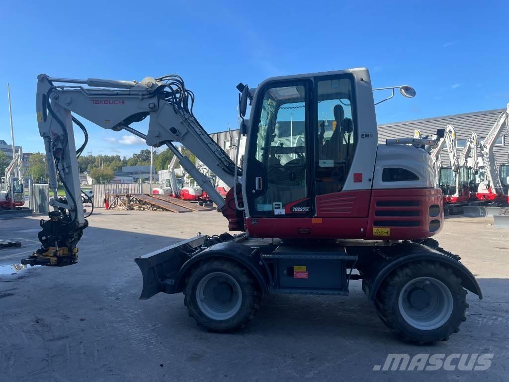 Takeuchi TB 295W Колёсные экскаваторы