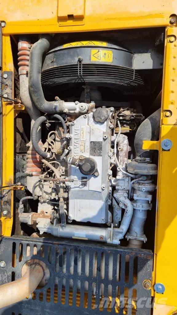 JCB JS220 EXTRA Long Гусеничные экскаваторы
