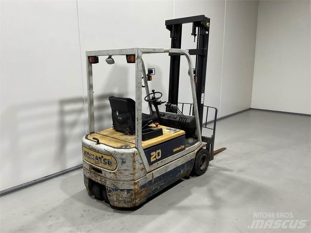 Komatsu FB20M-2E Электропогрузчики