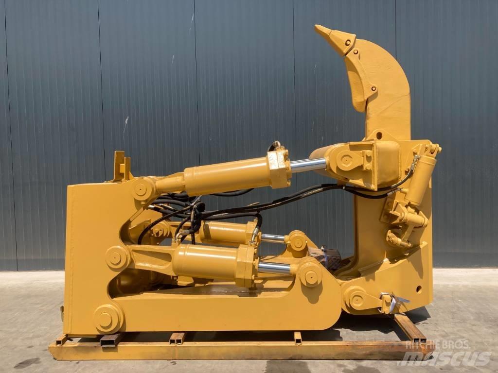 CAT D8R Навесные рыхлители