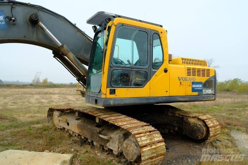 Volvo EC 240 kabina Кабины и интерьер
