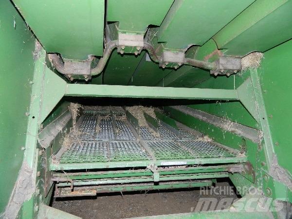 John Deere 960 Зерноуборочные комбайны