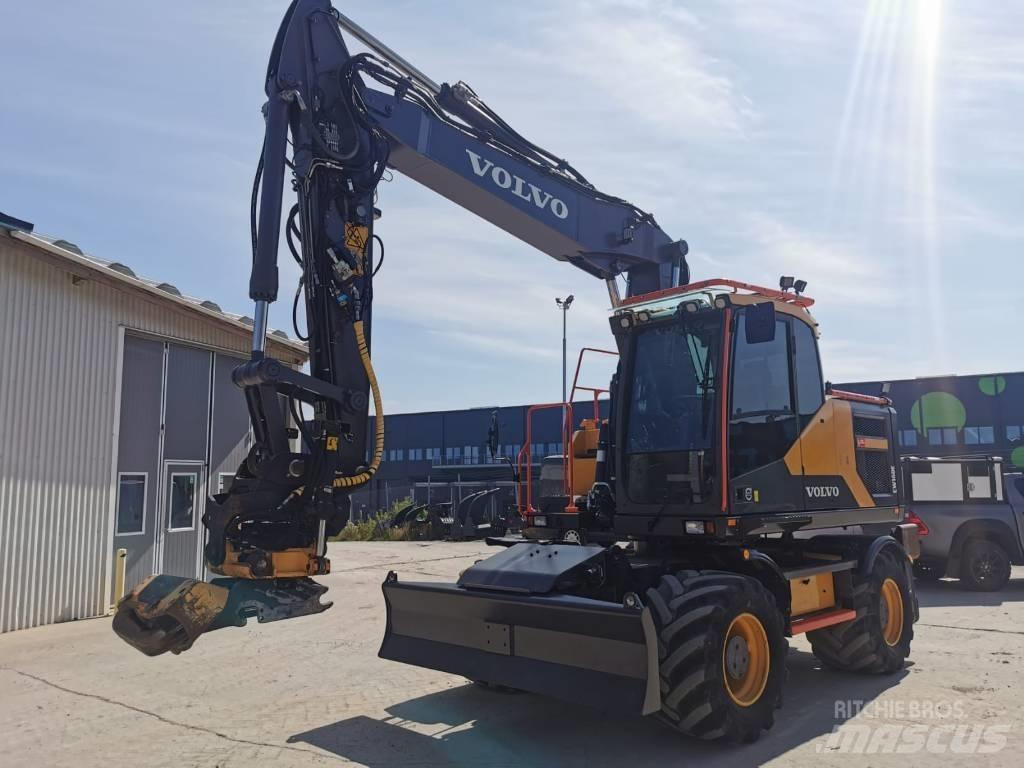 Volvo EW160E Колёсные экскаваторы
