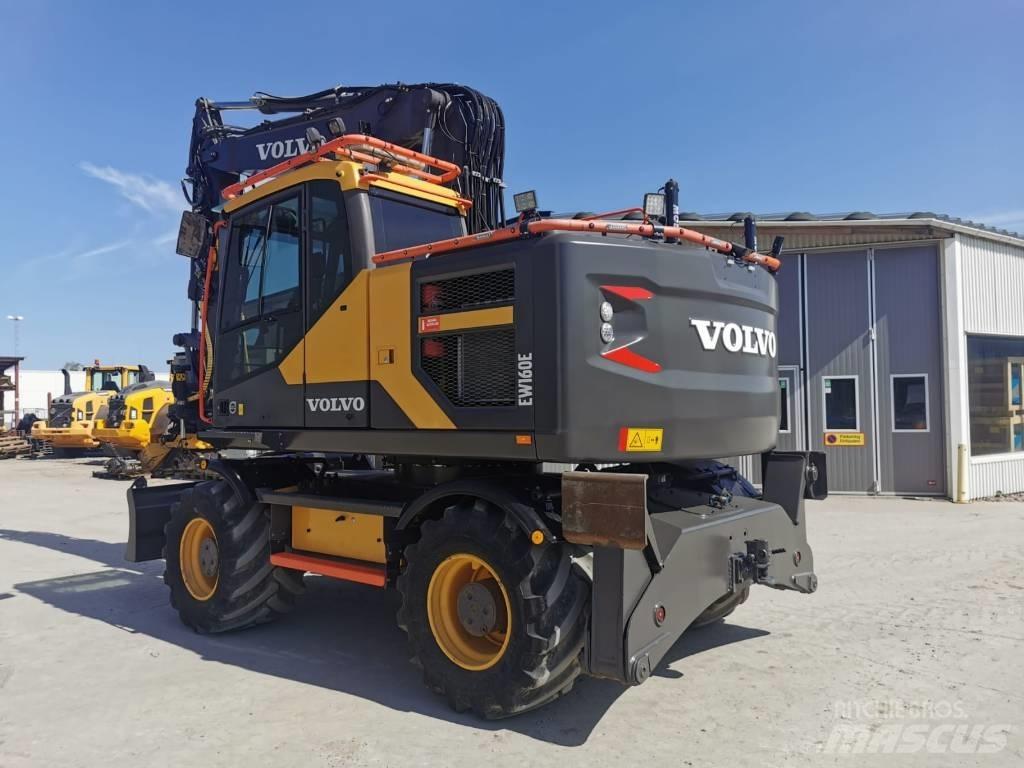 Volvo EW160E Колёсные экскаваторы