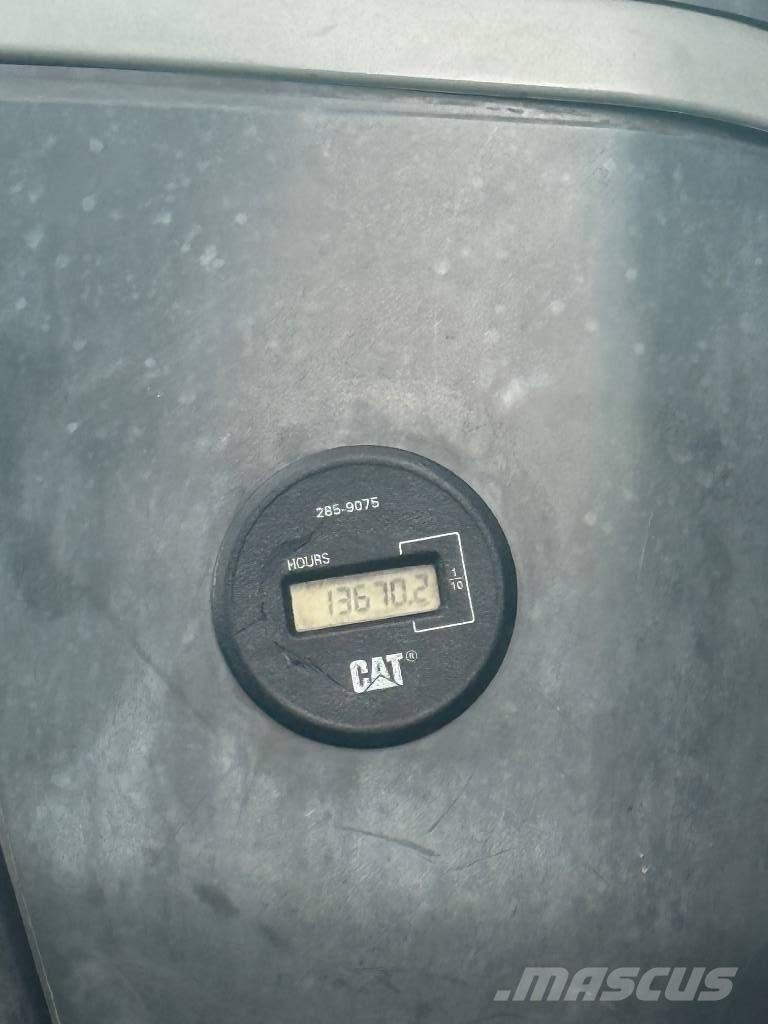 CAT M 325 D MH Колёсные экскаваторы