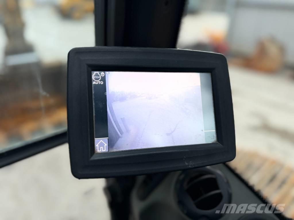 Liebherr R922 SLC Гусеничные экскаваторы