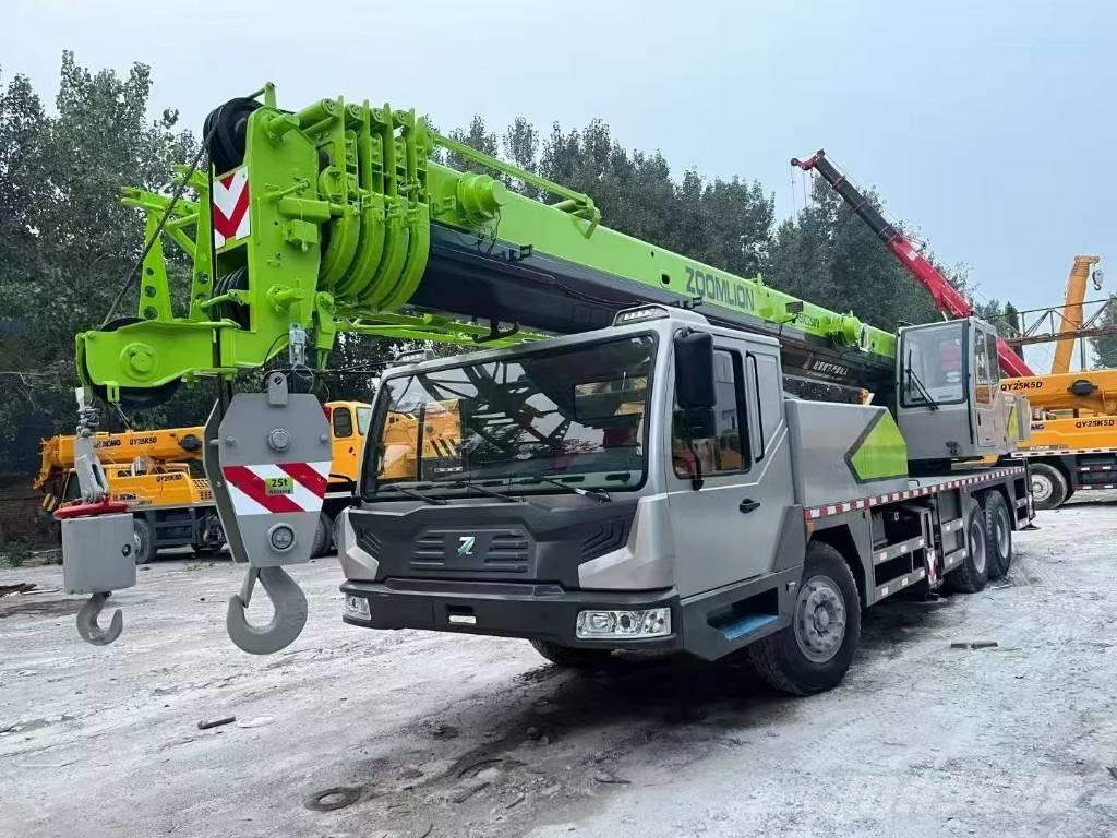 Zoomlion ZTC 250 A Автокраны