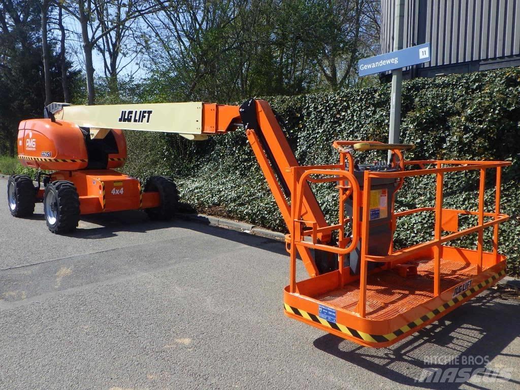 JLG 660SJ Телескопические подъемники