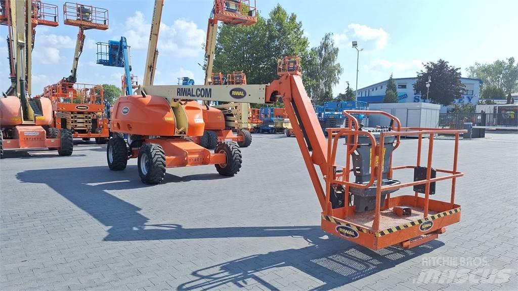 JLG 460SJ Телескопические подъемники