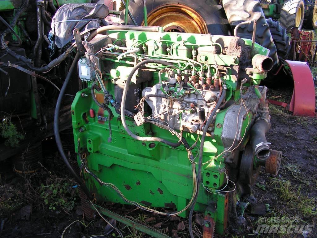 John Deere 8100 Двигатели