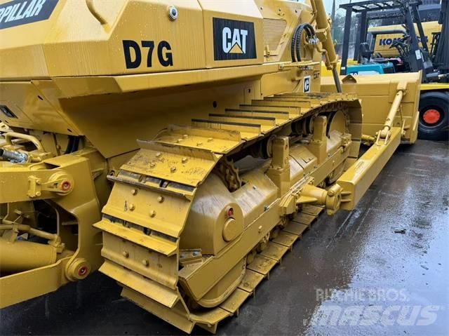 CAT D 7 G Гусеничные бульдозеры