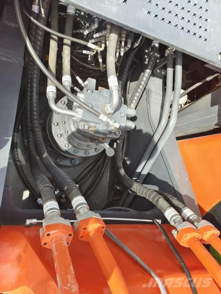 Doosan DX 300 LC-9C Гусеничные экскаваторы