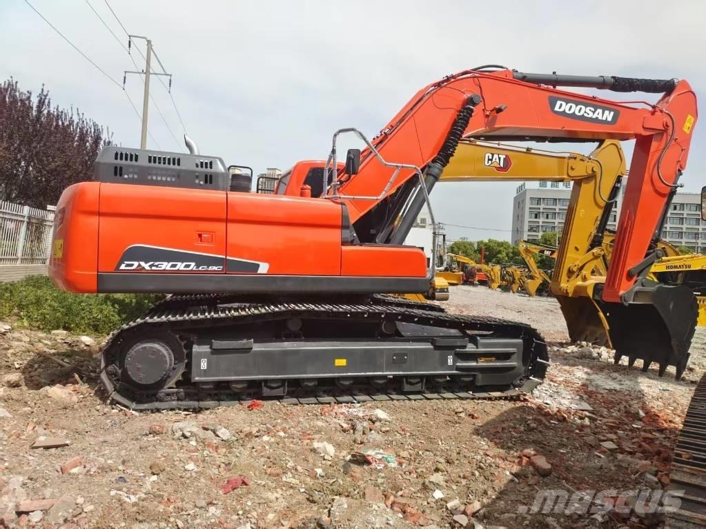 Doosan DX 300 LC-9C Гусеничные экскаваторы