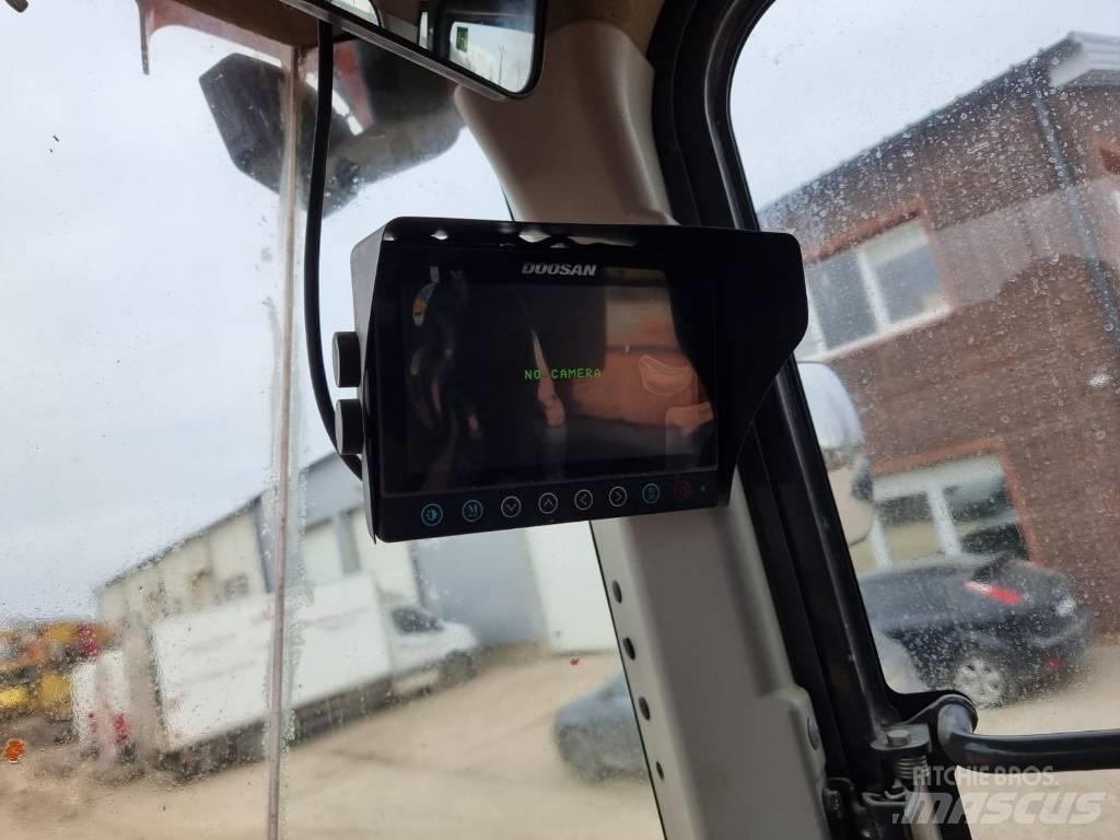 Doosan DL 200-3 Фронтальные погрузчики