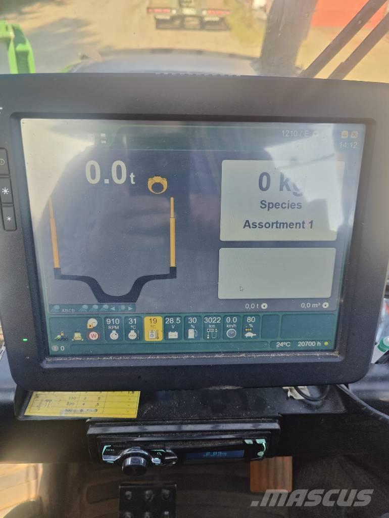 John Deere 1210E Форвардеры