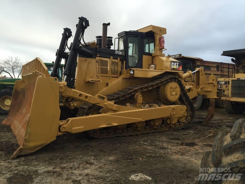 CAT D 10 N Гусеничные бульдозеры