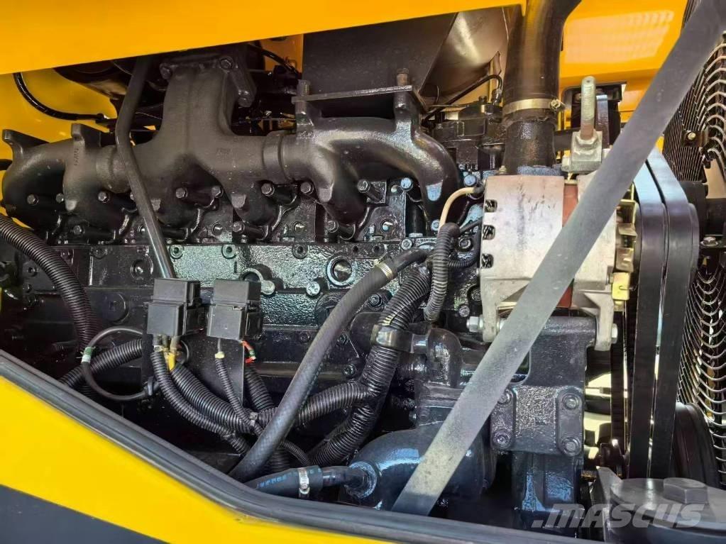 Komatsu WA 470 Фронтальные погрузчики