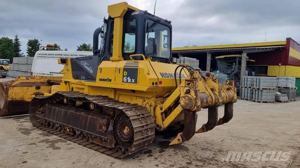 Komatsu D 61 EX-15 Гусеничные бульдозеры