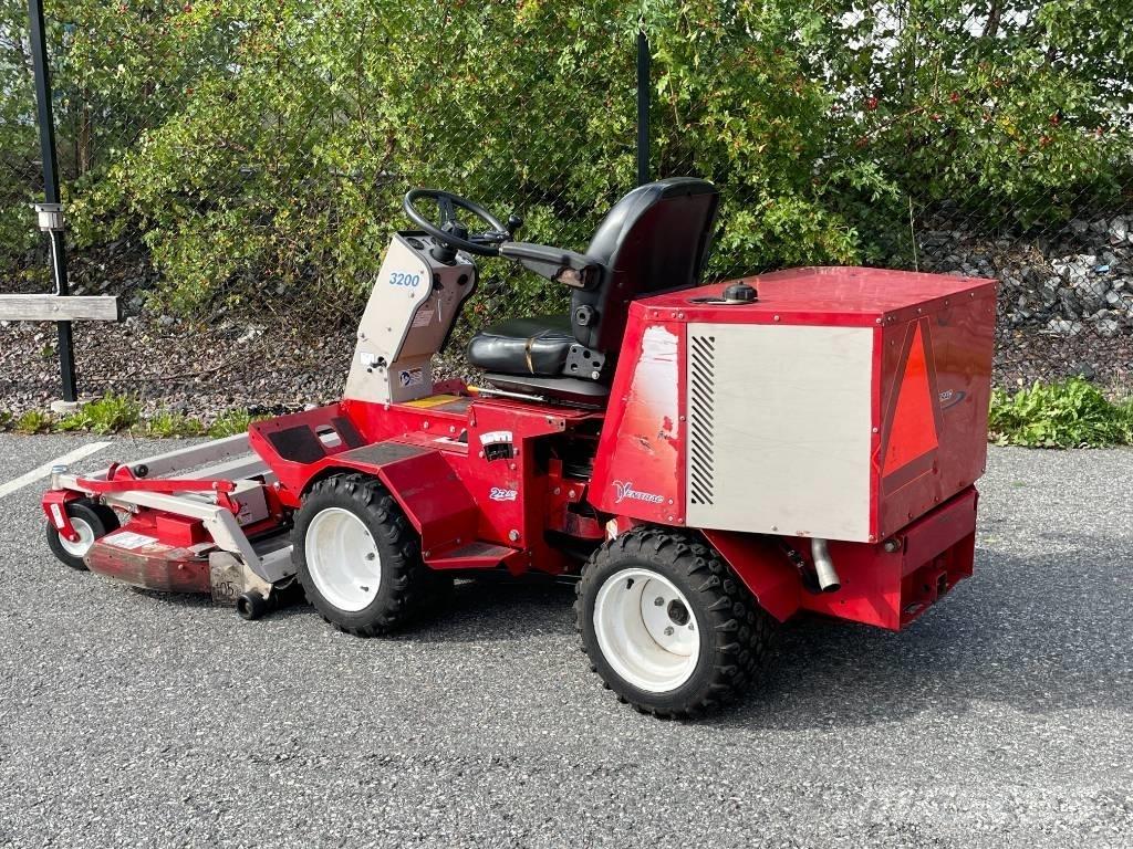 Ventrac 3200 Самоходные газонокосилки