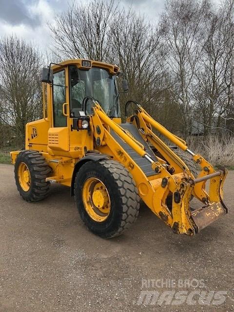 JCB 411 B Фронтальные погрузчики