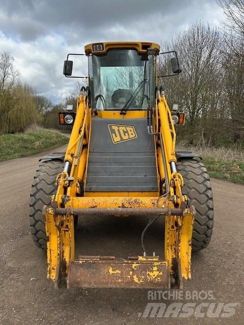 JCB 411 B Фронтальные погрузчики