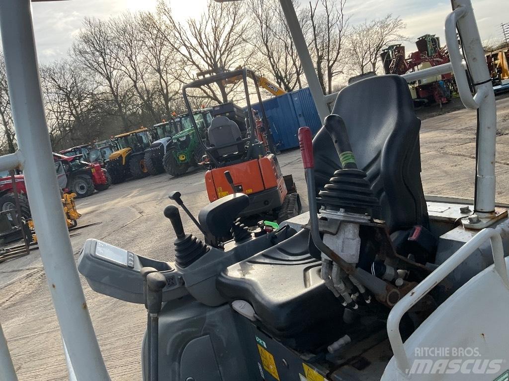 Takeuchi TB 216 Мини-экскаваторы