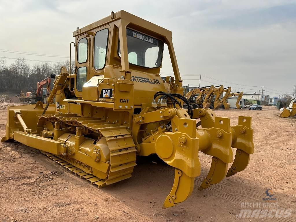 CAT D7G Гусеничные бульдозеры