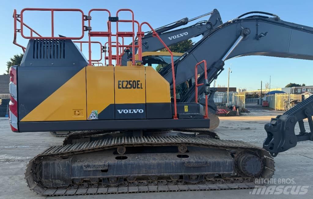 Volvo EC 250 EL Гусеничные экскаваторы