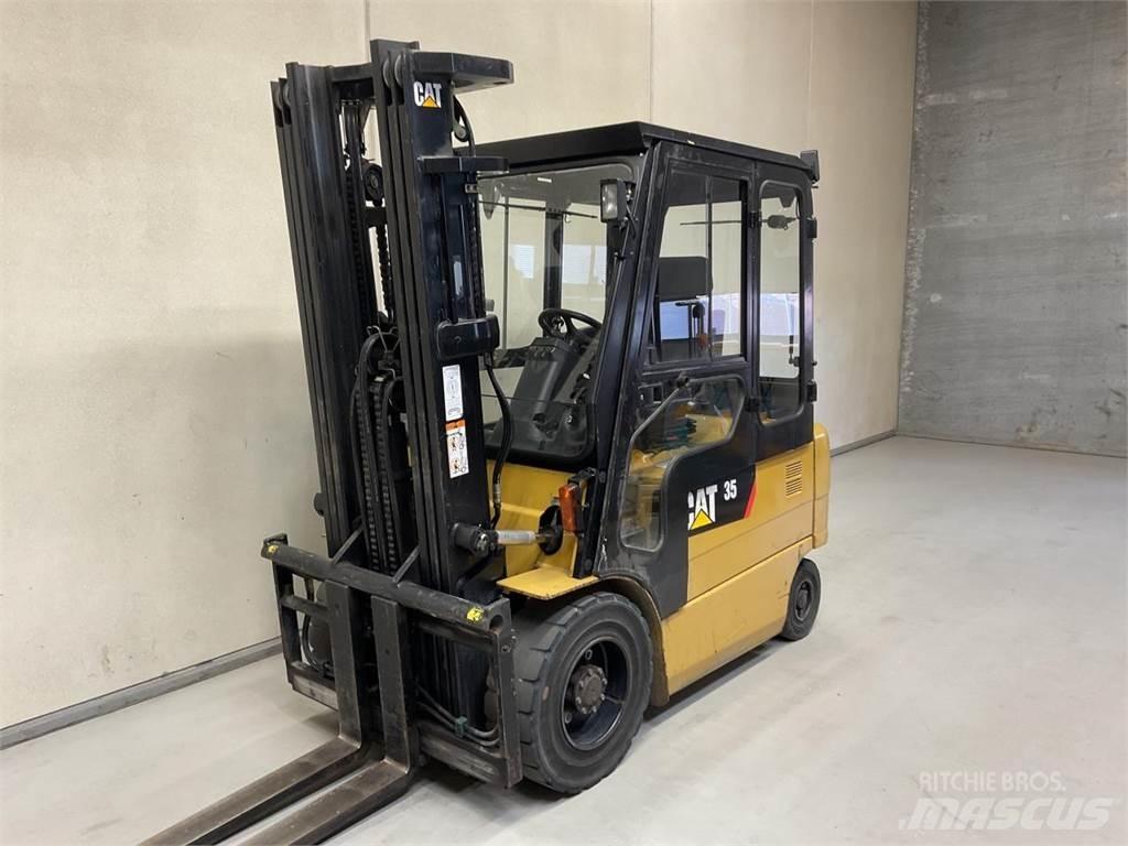 CAT EP35K-PAC Электропогрузчики