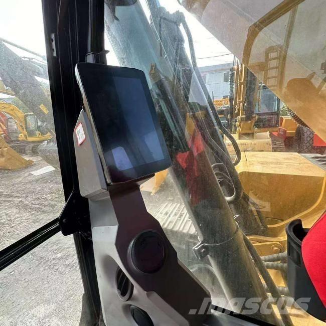 CAT 320 Гусеничные экскаваторы