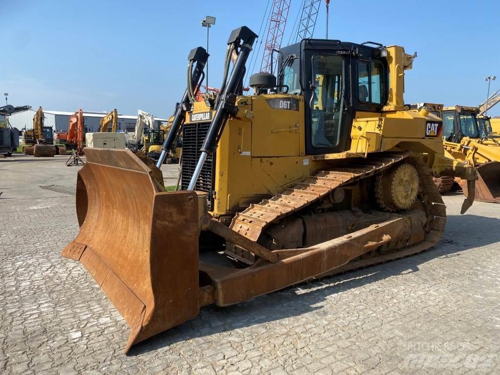 CAT D6T NVT Гусеничные бульдозеры