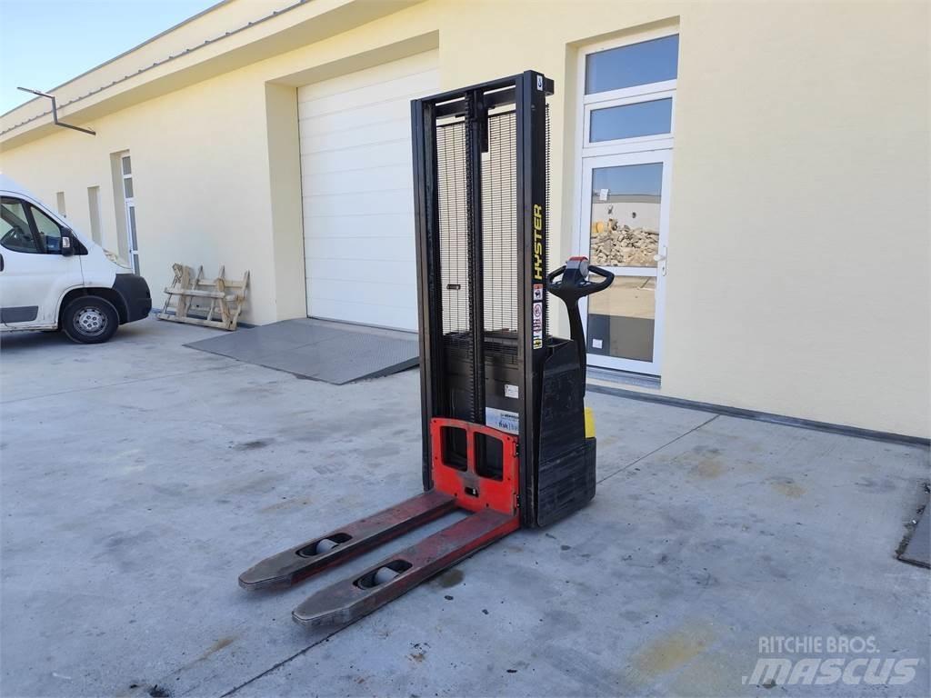 Hyster S1.0E Ручные штабелёры с электроподъёмом