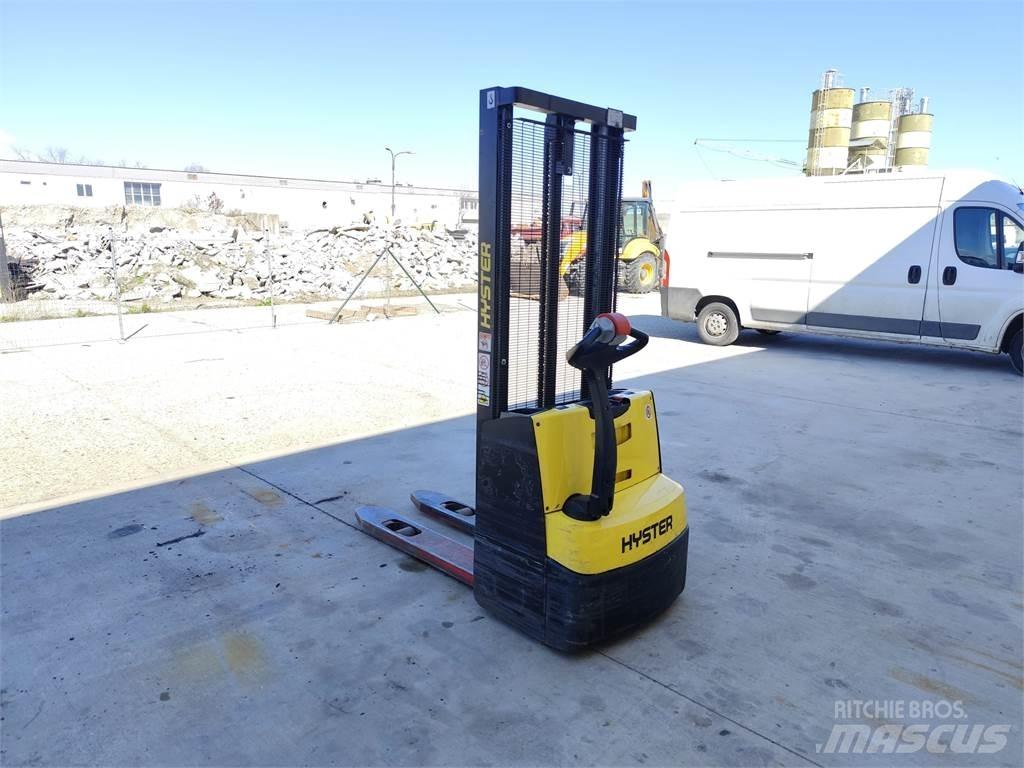Hyster S1.0E Ручные штабелёры с электроподъёмом