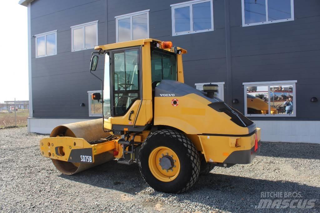 Volvo SD 75 B Грунтовые катки