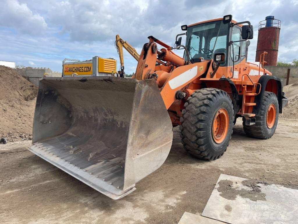 Doosan DL 350 Фронтальные погрузчики